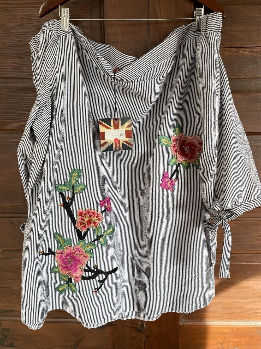 Off The Shoulder Striped Blouse Embroidered Flowers boho cottage core stripes NW